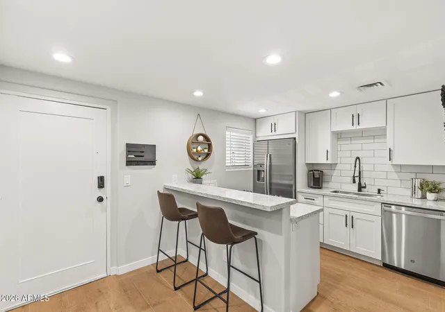 4th image of 6125 E Indian School Rd #113, Scottsdale, AZ 85251 | MLS# 7040417