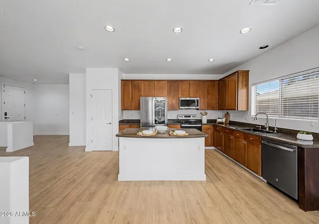 2nd image of 25534 W Burgess Ln, Buckeye, AZ 85326 | MLS# 7038386