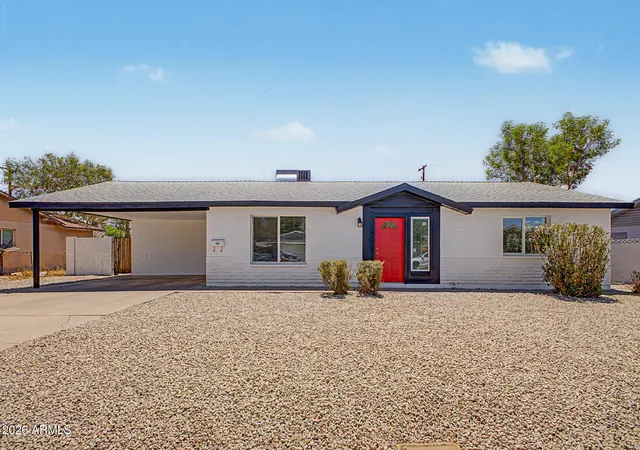 Photo 2 of Sale Pending at 6521 W Turney Ave, Phoenix, AZ 85033 | MLS# 7058336 | Listing updated on 2026-09-16