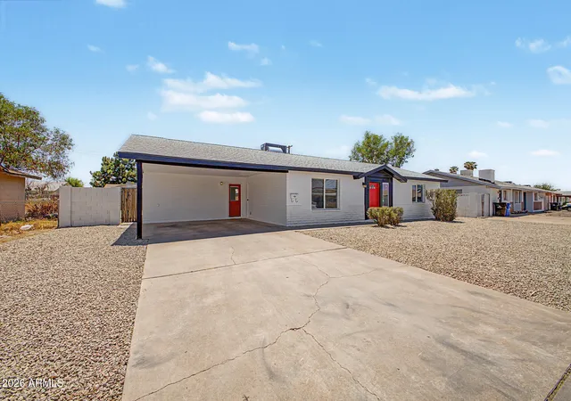 Photo 3 of Sale Pending at 6521 W Turney Ave, Phoenix, AZ 85033 | MLS# 7058336 | Listing updated on 2026-09-16