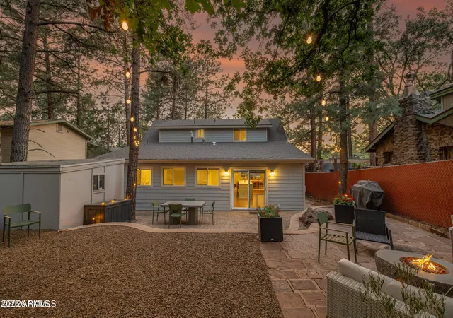 Photo 2 of Single family home for sale at 1410 N Rim Dr, Flagstaff, AZ 86001 | MLS# 7052851 | Listing updated on 2026-09-19