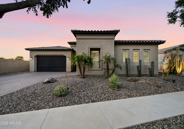 Homes for sale in Phoenix, AZ | 3010 E Desert Ln, Phoenix, AZ 85042 | MLS# 7040194
