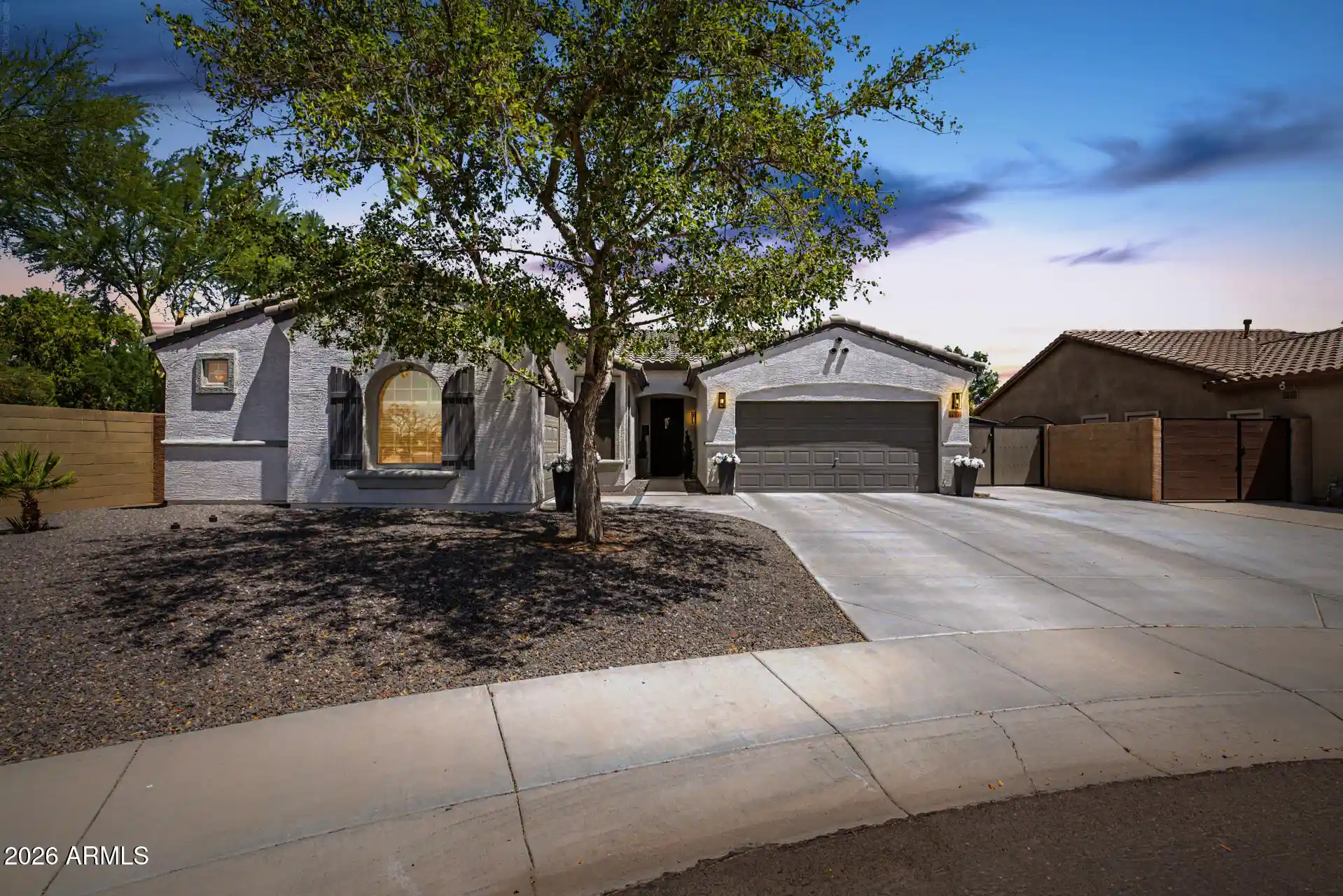 Photo 1 of Single family home for sale at 10190 W Patrick Ln, Peoria, AZ 85383 | MLS# 7090791 | Listing updated on 2026-10-21