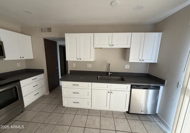 Photo 3 of Single family home for sale at 19621 N Palo Verde Dr, Sun City, AZ 85373 | MLS# 7038529 | Listing updated on 2026-08-29