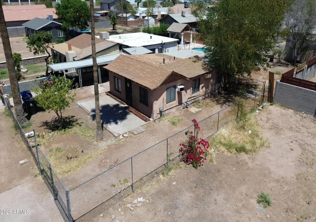 Photo 2 of Sale Pending at 1637 S 5th Street, Phoenix, AZ 85004 | MLS# 7041011 | Listing updated on 2026-09-15