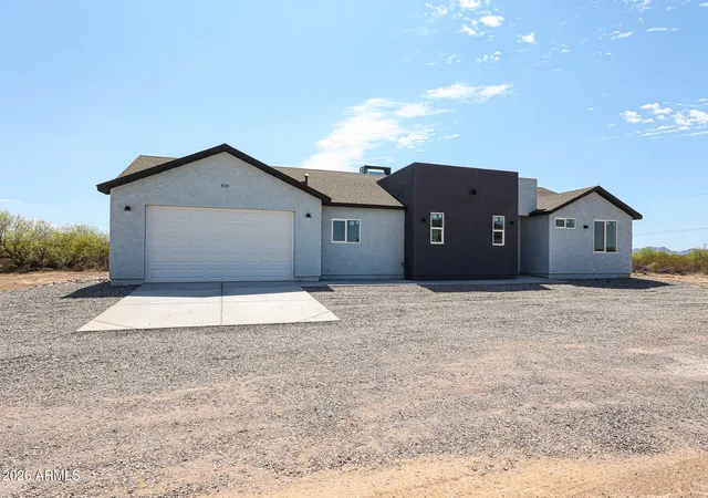Photo 3 of Single family home for sale at 8335 S 351st Drive, Tonopah, AZ 85354 | MLS# 7049101 | Listing updated on 2026-08-11