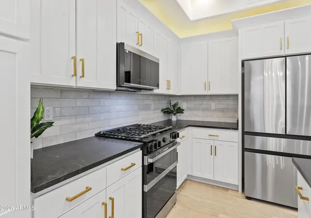 3rd image of 7601 E Indian Bend Rd, Scottsdale, AZ 85250