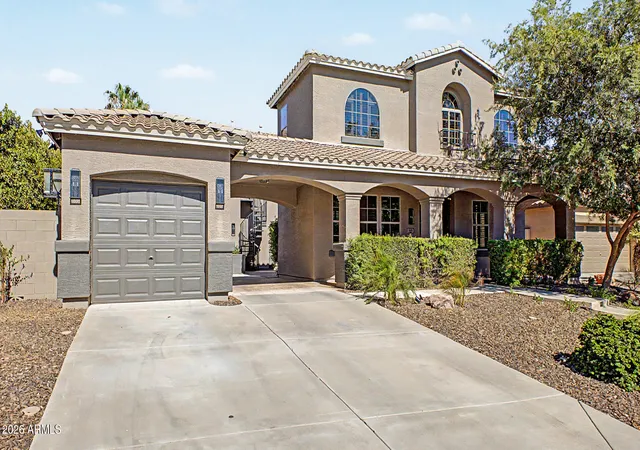 Photo 3 of Single family home for sale at 425 S Camellia Dr, Chandler, AZ 85225 | MLS# 7058348 | Listing updated on 2026-09-11