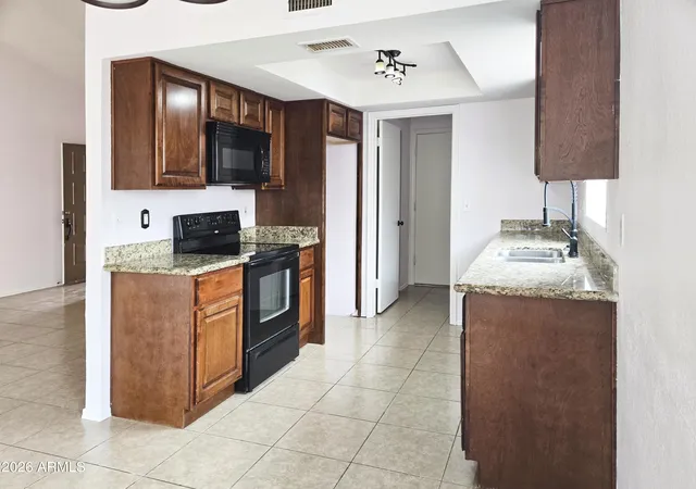 2nd image of 8601 N 83rd Dr, Peoria, AZ 85345 | MLS# 7043396
