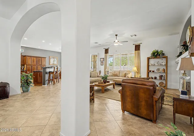4th image of 2770 E Buena Vista Dr, Chandler, AZ 85249 | MLS# 7038935