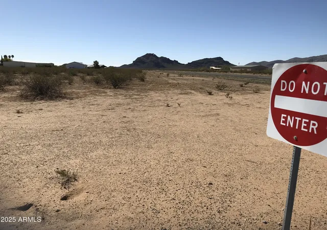 Homes for sale in Aguila, AZ | 0 W William Rd #B, Aguila, AZ 85320 | MLS# 7038872