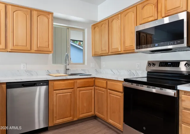 Photo 4 of Single family home for sale at 13829 N 10th Place, Phoenix, AZ 85022 | MLS# 7040703 | Listing updated on 2026-09-20
