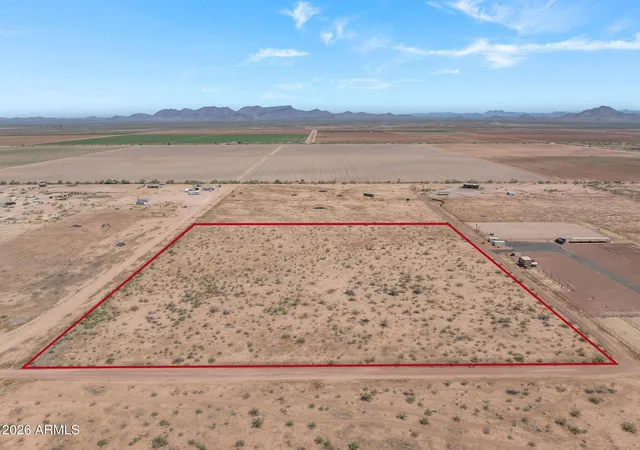 Homes for sale in Aguila, AZ | 00 Long Rifle Road #'-', Aguila, AZ 85320 | MLS# 7040571