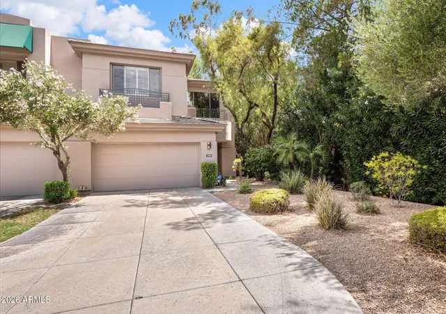 Photo 4 of Townhouse for sale at 7249 E Del Acero Dr, Scottsdale, AZ 85258 | MLS# 7043806 | Listing updated on 2026-09-13