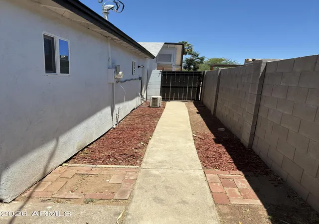 Photo 3 of Single family home for sale at 611 W 11th Street, Tempe, AZ 85281 | MLS# 7038975 | Listing updated on 2026-08-04