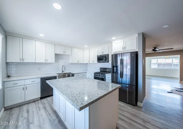 Photo 3 of Single family home for sale at 8131 E Amelia Ave, Scottsdale, AZ 85251 | MLS# 7039016 | Listing updated on 2026-09-15