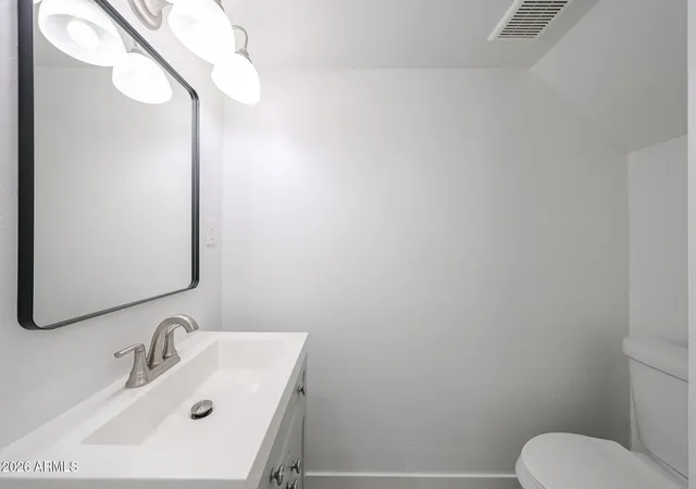 2nd image of 4610 N 68Th St, Scottsdale, AZ 85251