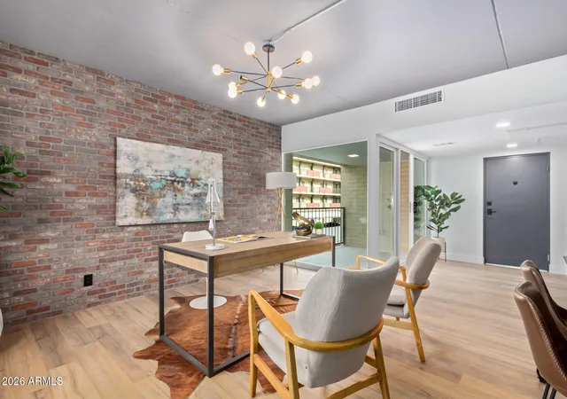 4th image of 351 E Thomas Rd, Phoenix, AZ 85012