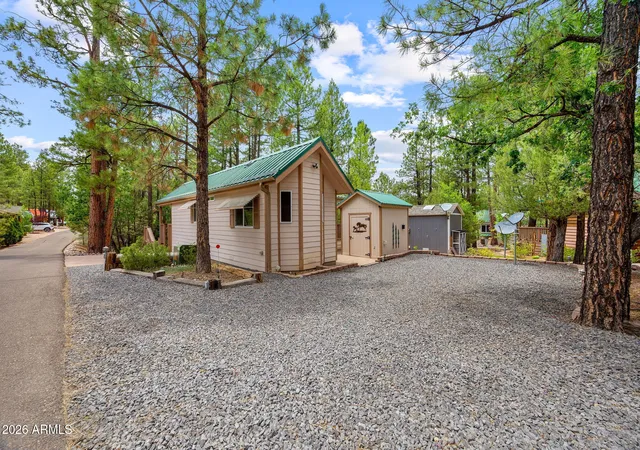 2nd image of 2280 E Saddlebag Ln, Show Low, AZ 85901 | MLS# 7042406