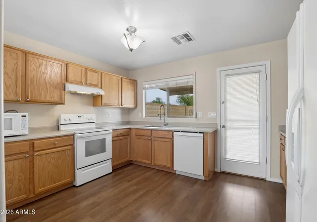 5th image of 25772 W Kendall St, Buckeye, AZ 85326 | MLS# 7048579