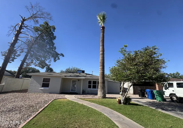 Photo 2 of Single family home for sale at 725 E 1st Street, Mesa, AZ 85203 | MLS# 7039164 | Listing updated on 2026-09-21