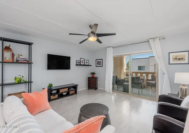 4th image of 7950 E Camelback Rd #704, Scottsdale, AZ 85251 | MLS# 7041166
