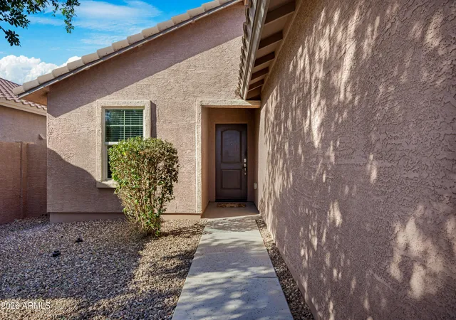 Homes for sale in San Tan Valley, AZ | 800 W Lowell Dr, San Tan Valley, AZ 85140 | MLS# 7050524