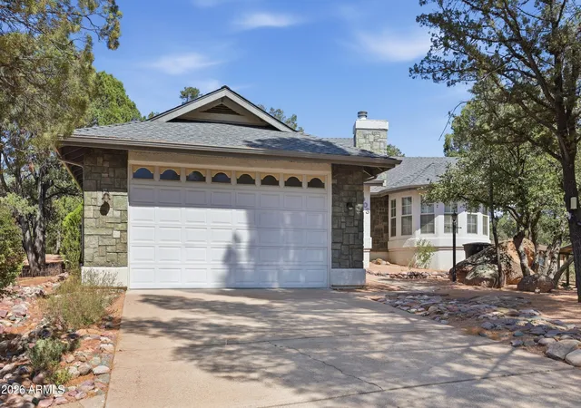 Photo 3 of Single family home for sale at 1003 N Geneva Cir, Payson, AZ 85541 | MLS# 7047606 | Listing updated on 2026-10-02