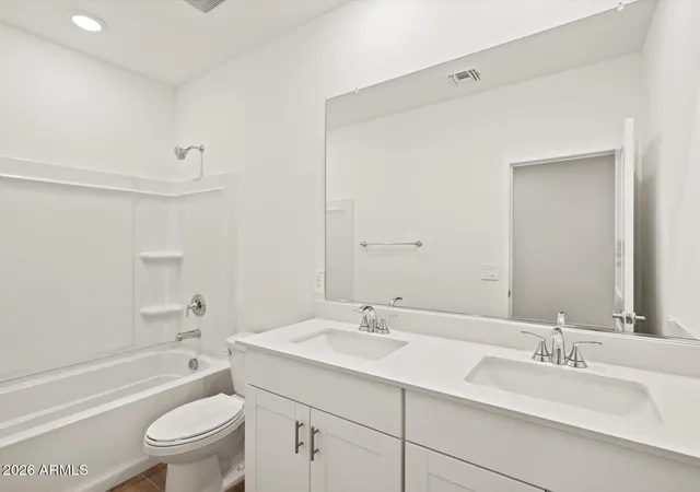 5th image of 15811 W Cottontail Ln, Surprise, AZ 85387 | MLS# 7039346