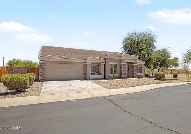 3rd image of 617 E Black Diamond Dr, Casa Grande, AZ 85122 | MLS# 7040119