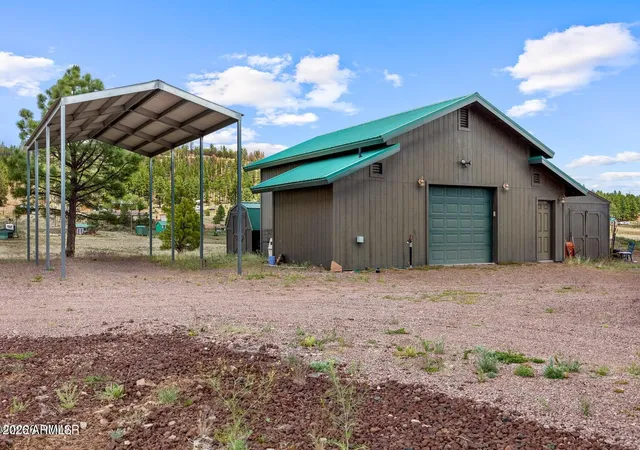 Photo 3 of Single family home for sale at 6 County Rd 2099, Eagar, AZ 85925 | MLS# 7039432 | Listing updated on 2026-10-07