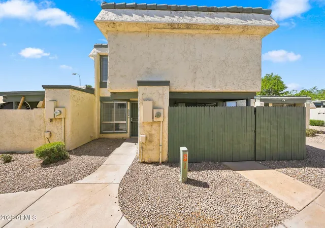 Photo 2 of Townhouse for sale at 9054 N 51st Lane, Glendale, AZ 85302 | MLS# 7053070 | Listing updated on 2026-08-04