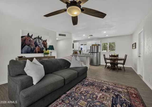 Photo 4 of Single family home for sale at 6399 N Lake Shore Dr, Casa Grande, AZ 85194 | MLS# 7044866 | Listing updated on 2026-09-30