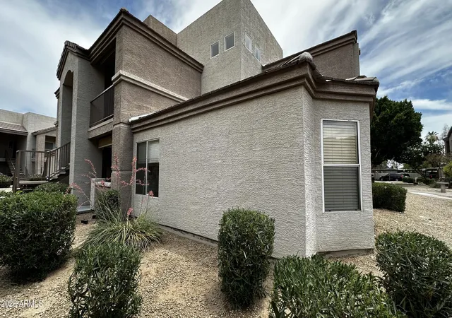 Homes for sale in Phoenix, AZ | 17017 N 12Th St #1045, Phoenix, AZ 85022 | MLS# 7039551