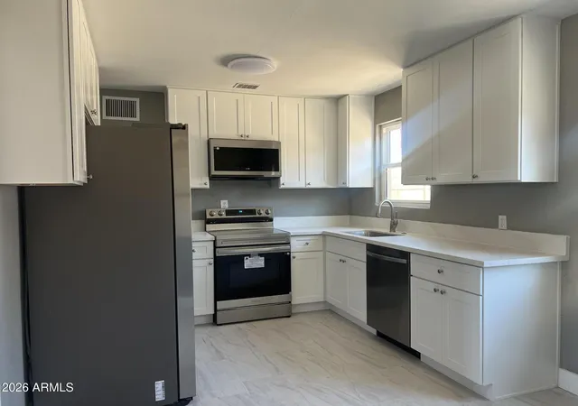 Photo 4 of Single family home for sale at 6328 W Maryland Ave, Glendale, AZ 85301 | MLS# 7039560 | Listing updated on 2026-09-11
