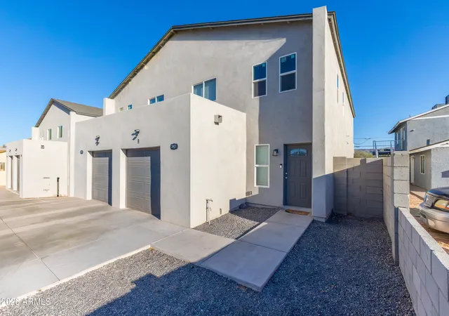 16th image of 2421 E Pueblo Ave, Phoenix, AZ 85040 | MLS# 7039540