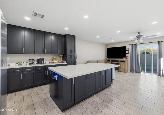 Photo 3 of Townhouse for sale at 2421 E Pueblo Ave, Phoenix, AZ 85040 | MLS# 7039540 | Listing updated on 2026-08-05