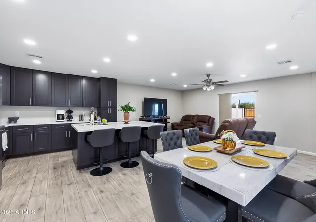 4th image of 2431 E Pueblo Ave, Phoenix, AZ 85040 | MLS# 7039557