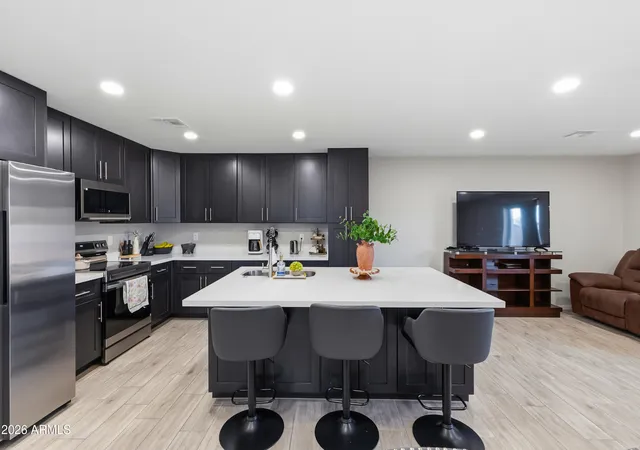 5th image of 2431 E Pueblo Ave, Phoenix, AZ 85040 | MLS# 7039557