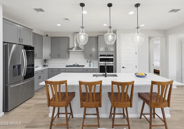 Photo 2 of Sale Pending at 2919 E Riane Rd, Phoenix, AZ 85050 | MLS# 7041308 | Listing updated on 2026-08-18