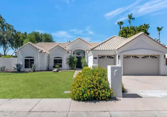 1st image of 8695 E Charter Oak Dr, Scottsdale, AZ 85260 | MLS# 7048894