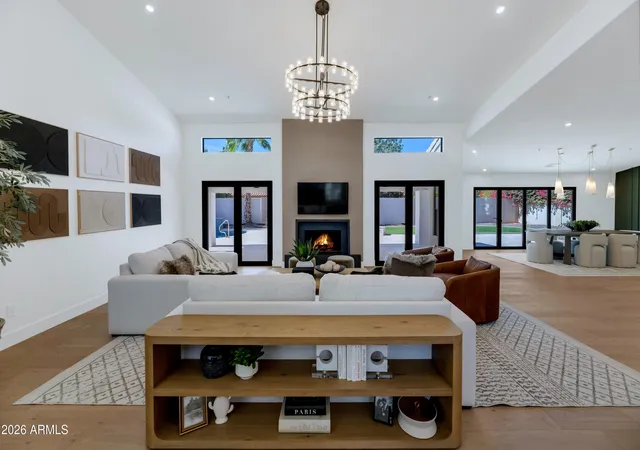 3rd image of 8695 E Charter Oak Dr, Scottsdale, AZ 85260 | MLS# 7048894