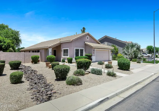 Photo 3 of Single family home for sale at 2116 S Joplin, Mesa, AZ 85209 | MLS# 7039717 | Listing updated on 2026-08-18
