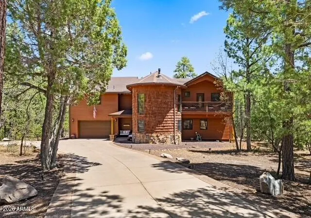 Photo 3 of Single family home for sale at 1761 S Knoll Trl, Show Low, AZ 85901 | MLS# 7040088 | Listing updated on 2026-08-21