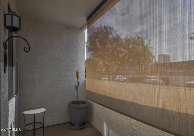 2nd image of 3302 N 7Th St, Phoenix, AZ 85014