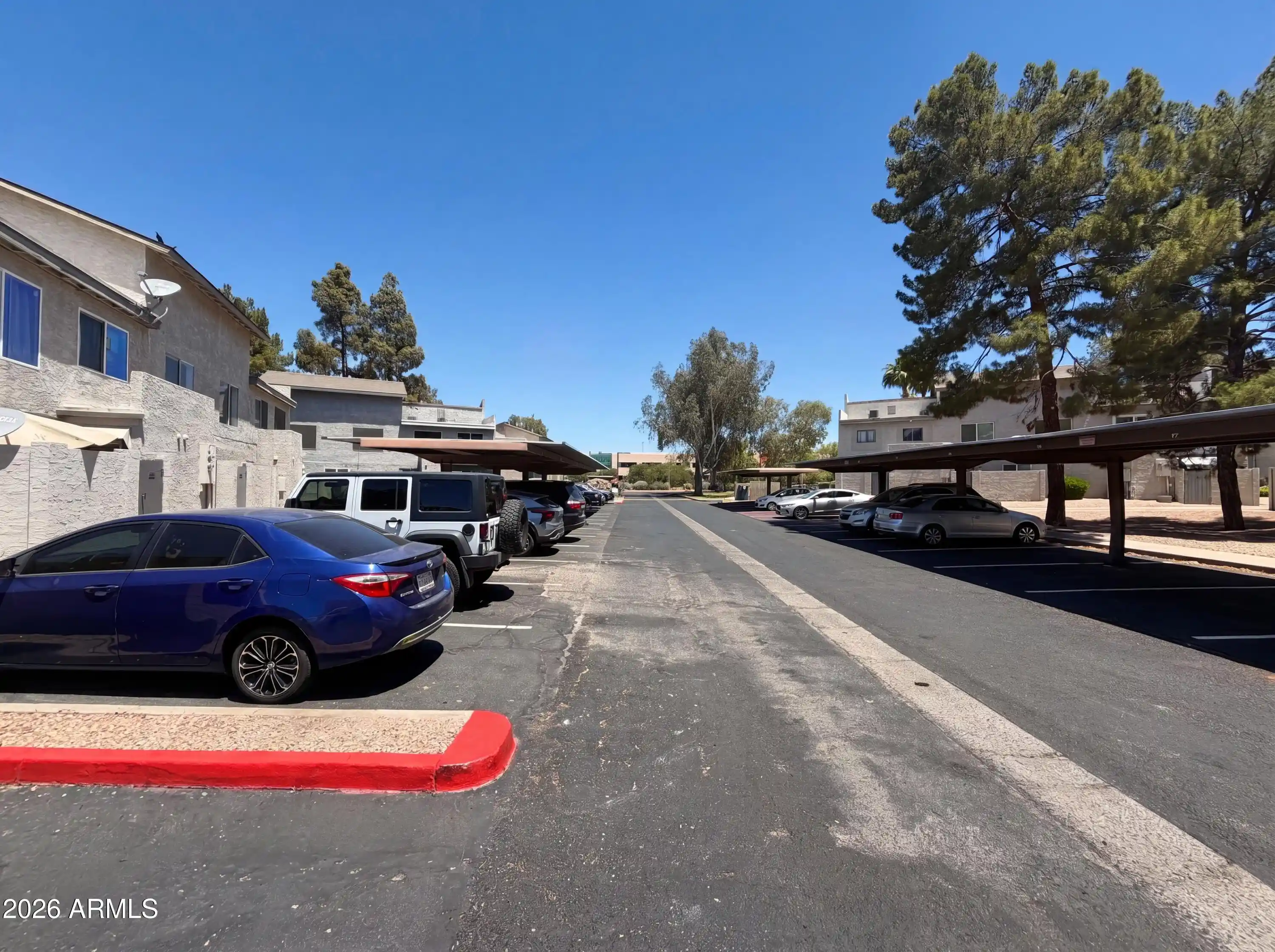Listing Photo 17 - Condo for sale in 19601 N 7Th St located at 19601 N 7Th St, Phoenix, AZ 85024 - Unit #2050