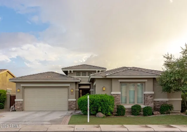 Homes for sale in Gilbert, AZ | 6692 S Lyon Dr, Gilbert, AZ 85298 | MLS# 7040754