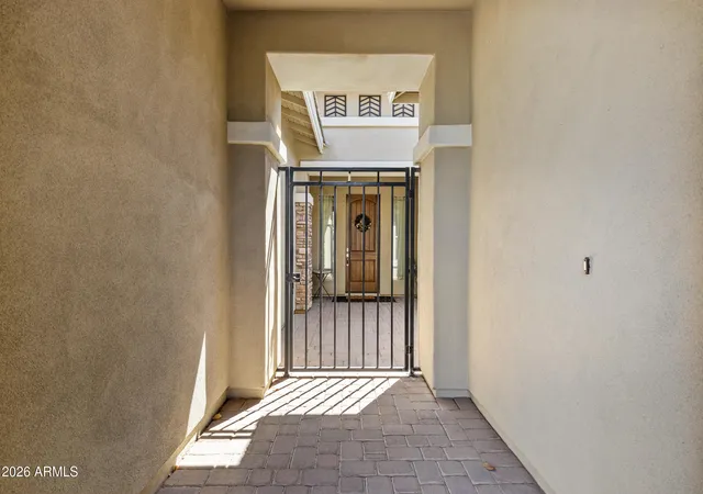Photo 4 of Single family home for sale at 6692 S Lyon Dr, Gilbert, AZ 85298 | MLS# 7040754 | Listing updated on 2026-07-30