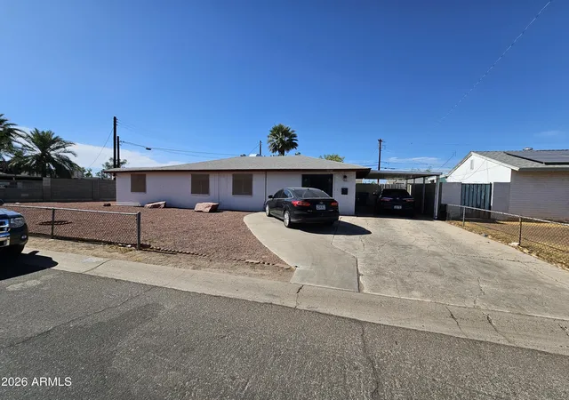 Photo 3 of Single family home for sale at 3820 W Monte Vista Rd, Phoenix, AZ 85009 | MLS# 7039740 | Listing updated on 2026-08-02
