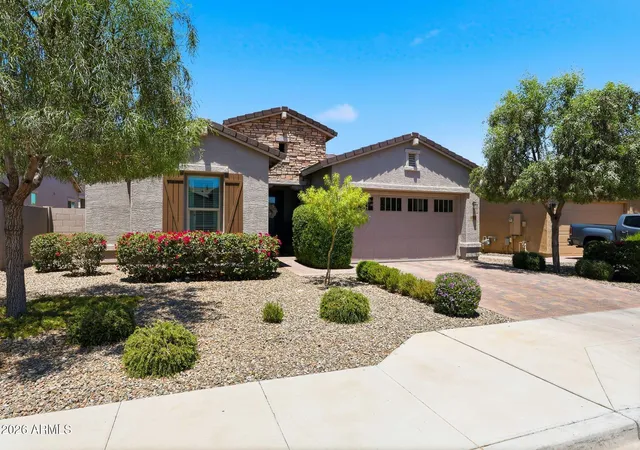 Photo 1 of Single family home for sale at 19024 W Solano Dr, Litchfield Park, AZ 85340 | MLS# 7039742 | Listing updated on 2026-09-23